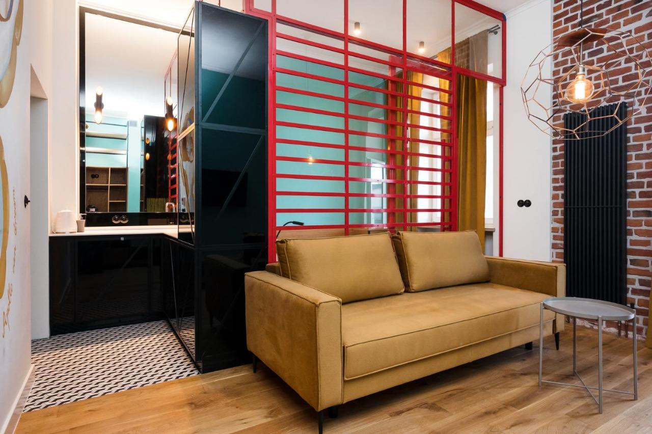 Goldfinger 3-Bed Unique Apartment In The Heart Of Podgorze 크라쿠프 외부 사진