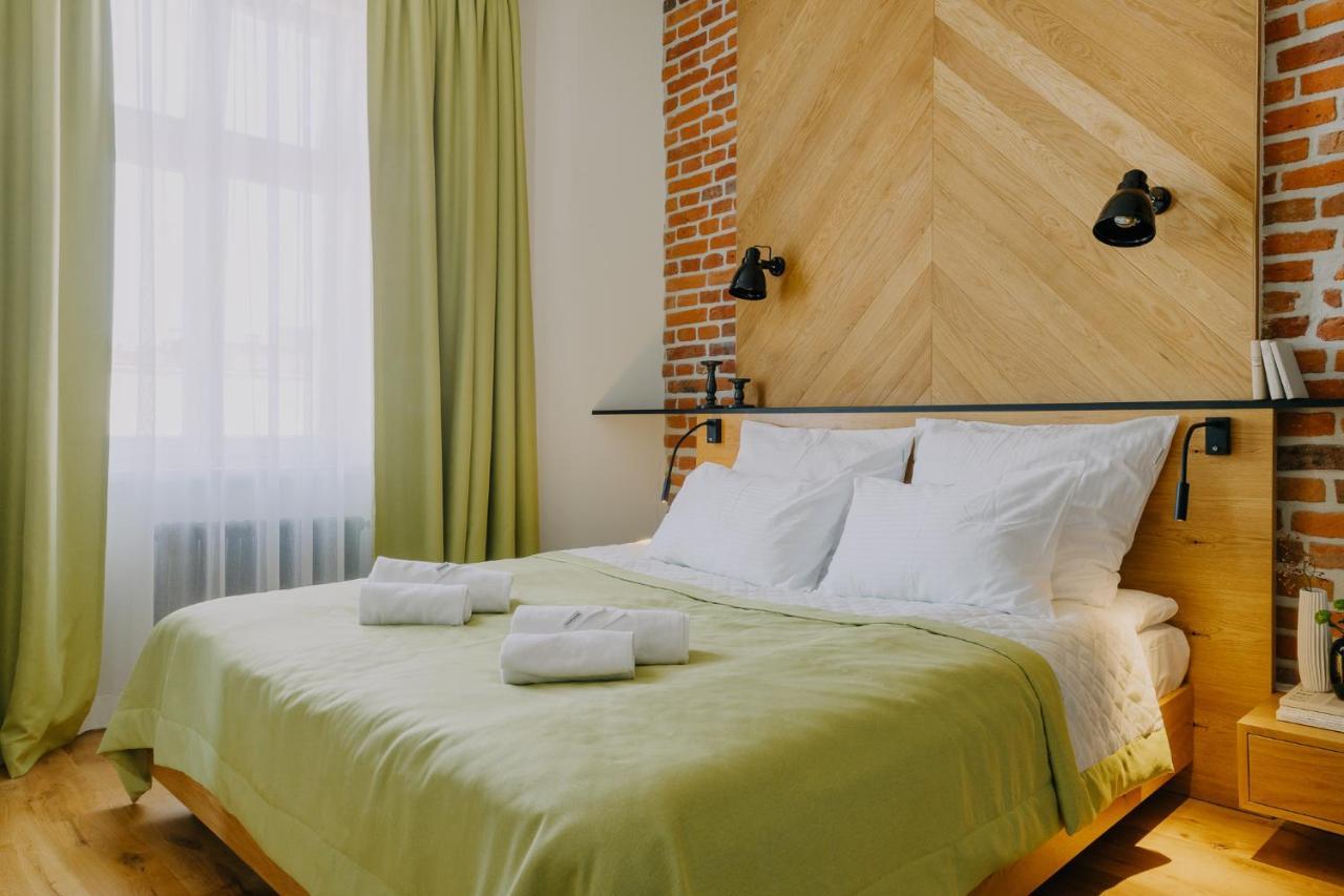 Goldfinger 3-Bed Unique Apartment In The Heart Of Podgorze 크라쿠프 외부 사진